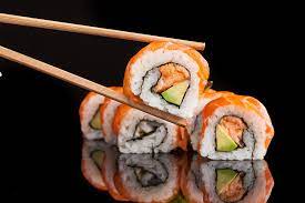 Sushi: riqueza cultural en un exquisito plato 16